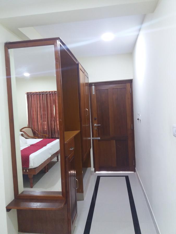 Travancore Island Resort Thiruvananthapuram ภายนอก รูปภาพ