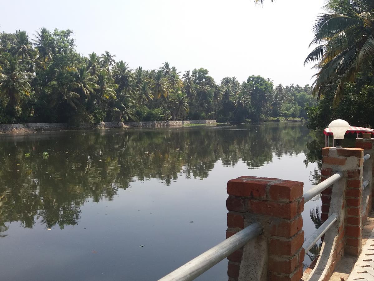 Travancore Island Resort Thiruvananthapuram ภายนอก รูปภาพ